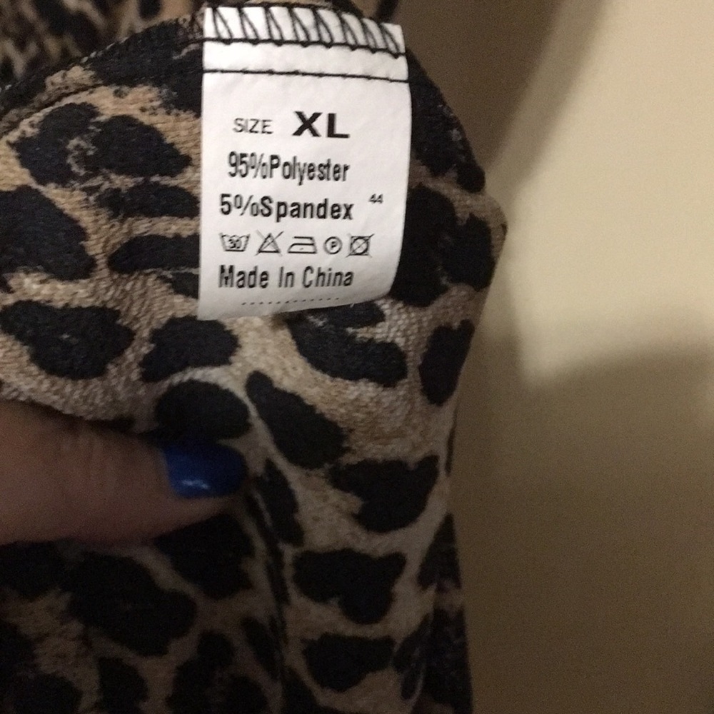 Leopard Dress - Picture 3 of 9
